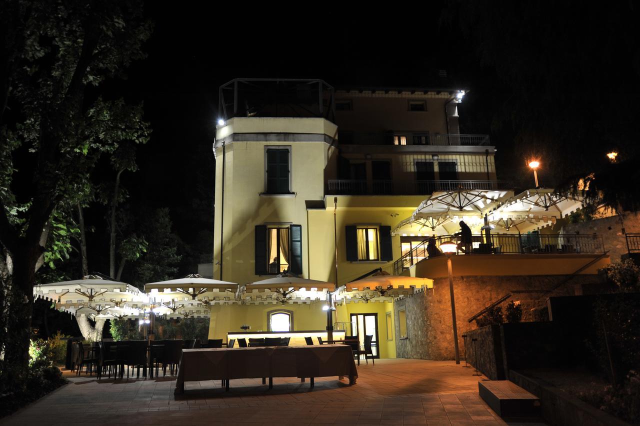 Villa Del Sasso サッソ・マルコーニ エクステリア 写真